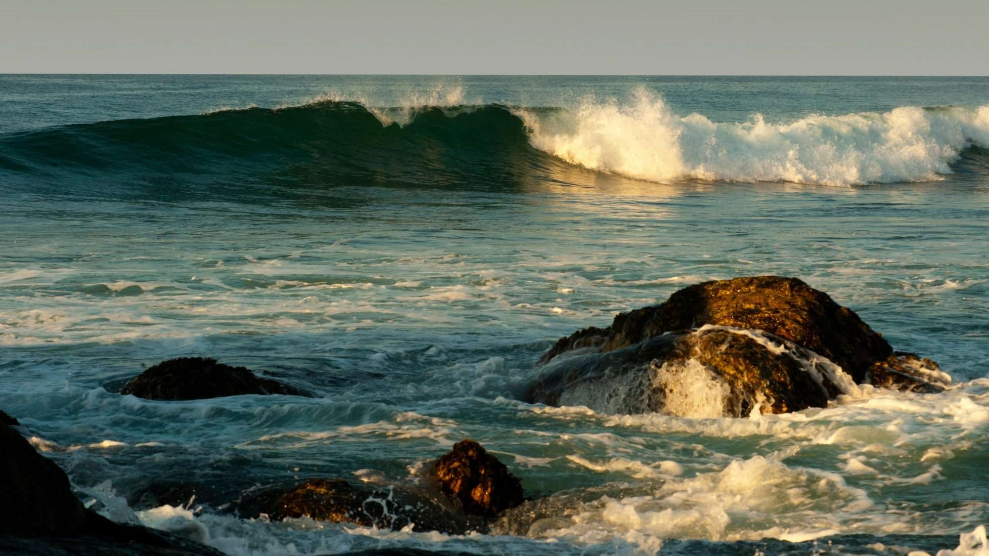 Unawatuna: The Goldilocks Beach – Top 10 Coastal Towns in Sri Lanka for Beach Lovers