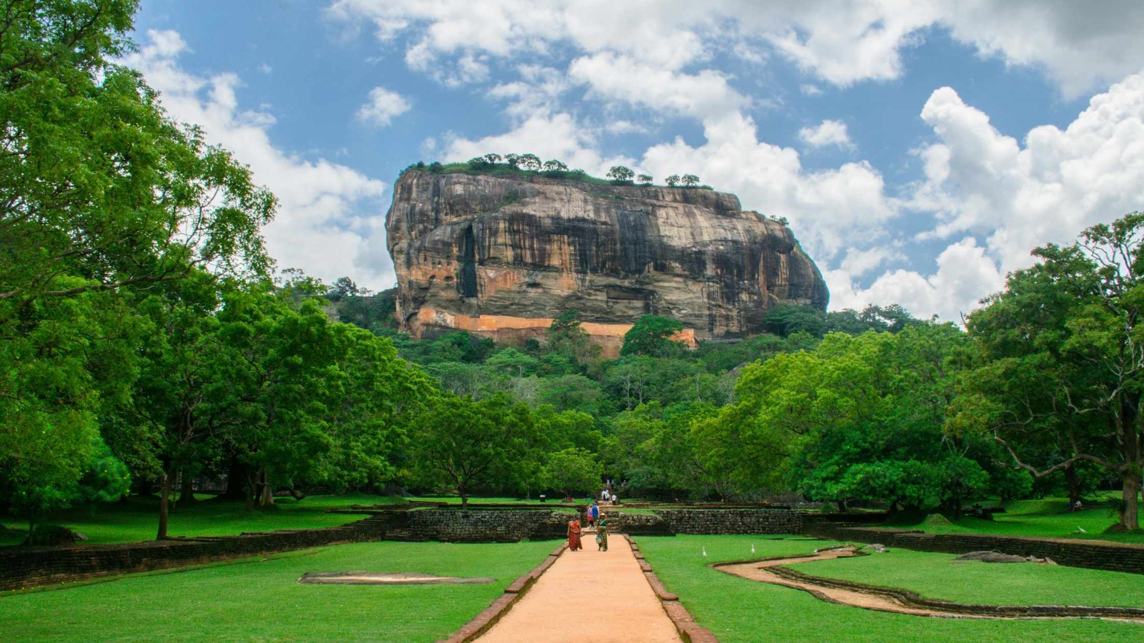 Sigiriya: The Impossible Made Possible – Top 10 Ancient Cities Every History Buff Should See in Sri Lanka