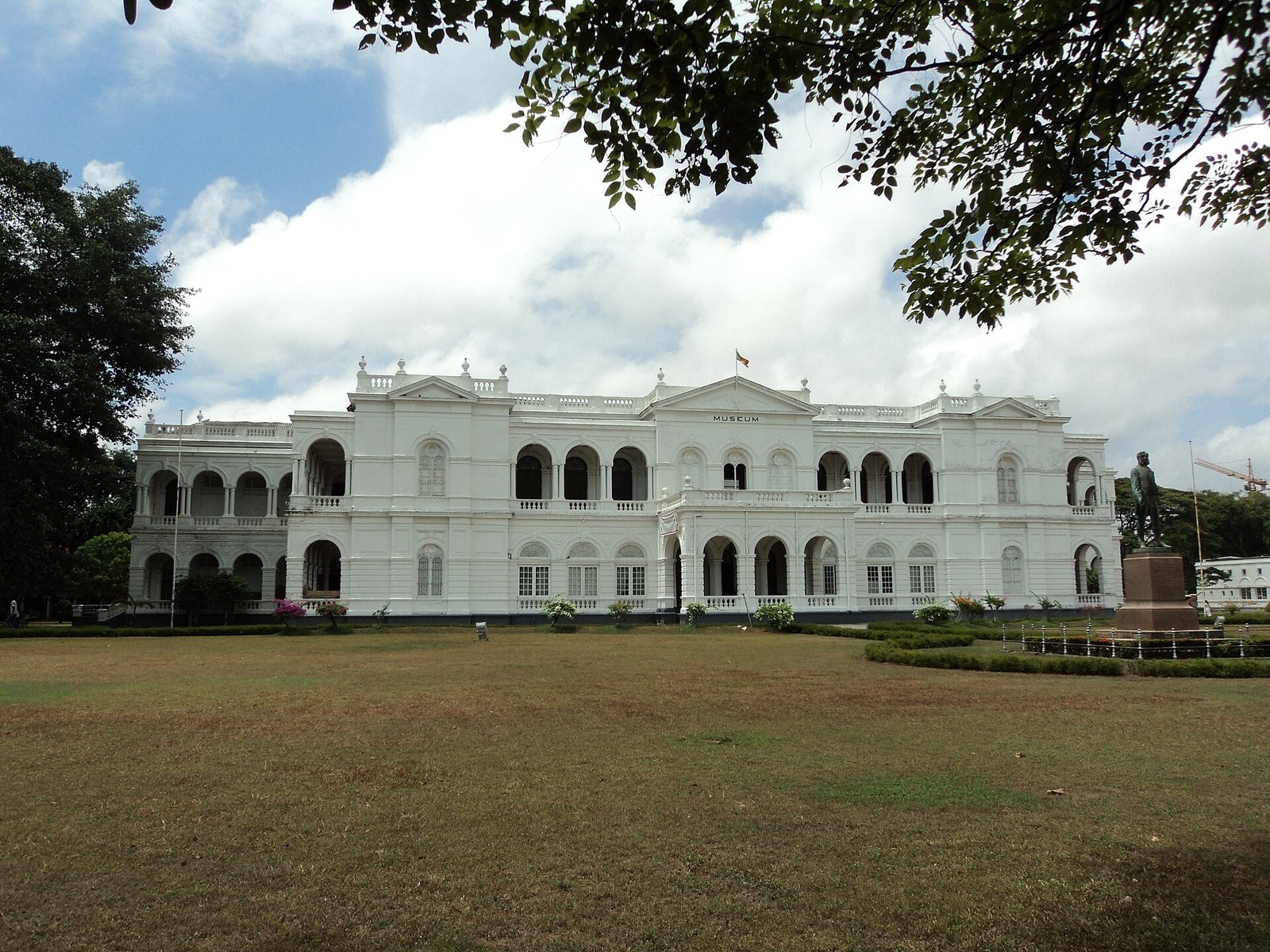 White colonial facade of the National Museum of Colombo